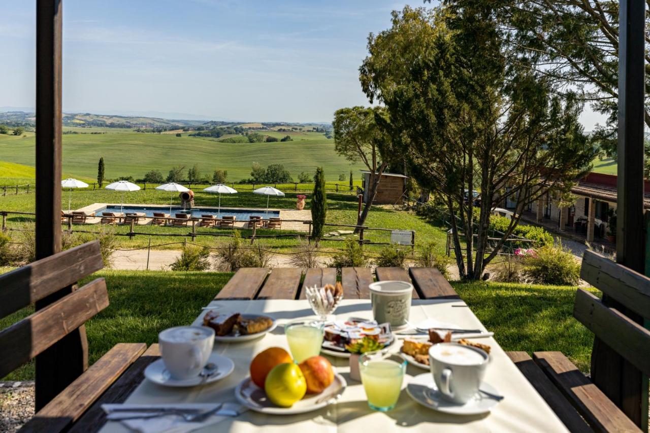 מונטלצ'ינו Wine Resort Colsereno מראה חיצוני תמונה